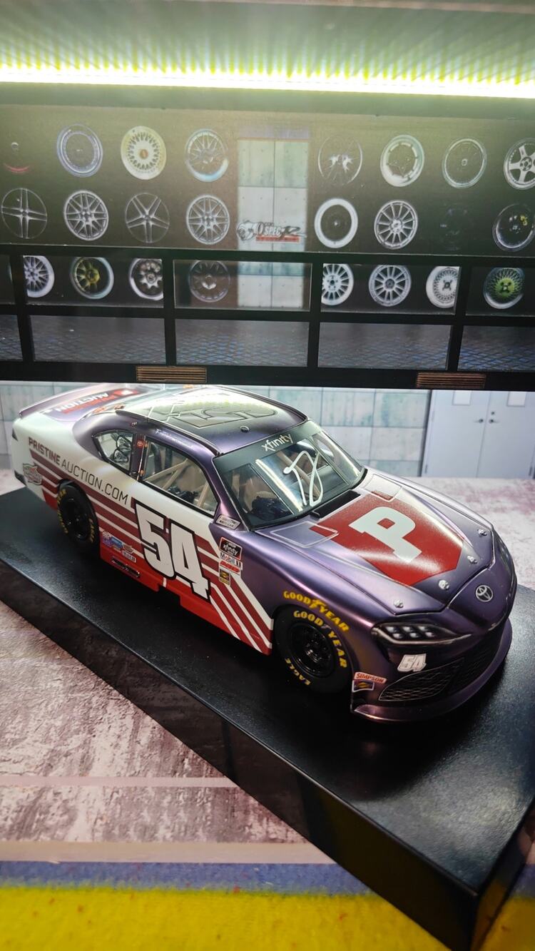 Autographed Low Ty Gibbs 54 2021 Supra Color Chrome 1/120 1:24 DIN 15 Lionel
